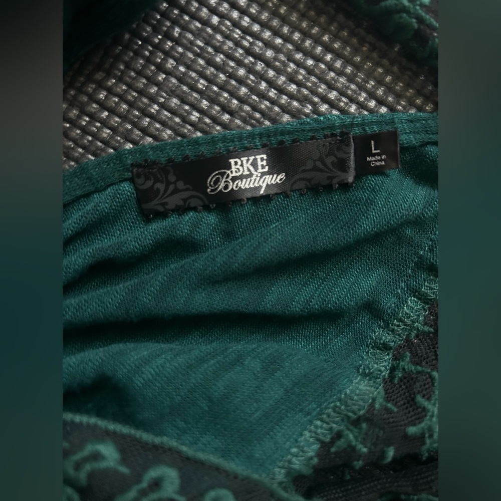 Blouse - Picture 4 of 4